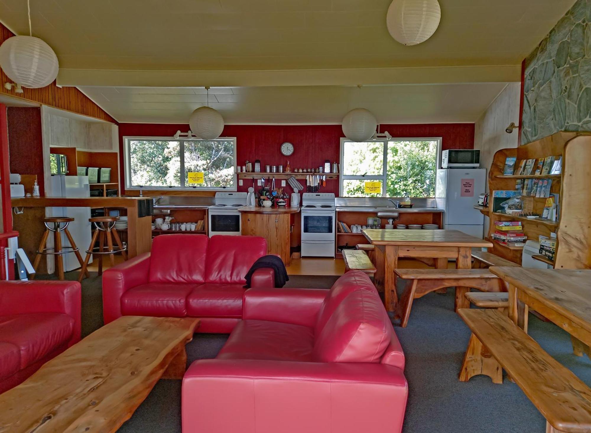 Punakaiki Beach Hostel Exterior photo