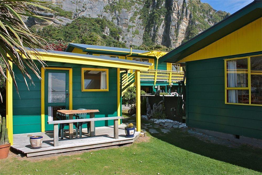 Punakaiki Beach Hostel Exterior photo