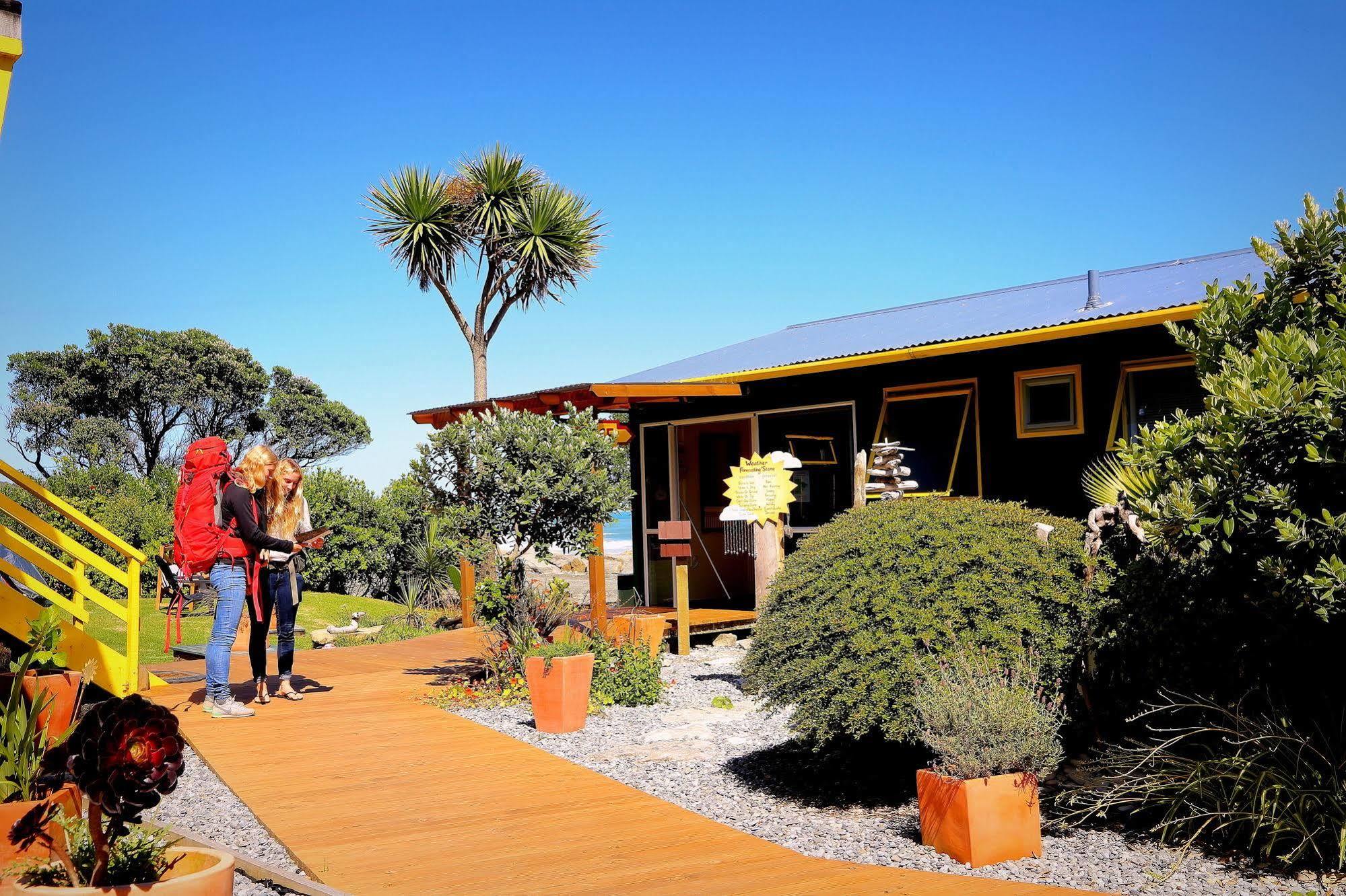 Punakaiki Beach Hostel Exterior photo